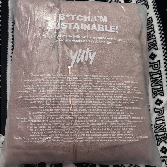 Let Me Heart Pocket Onesie - Picture 4 of 6